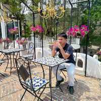 Scenic Rabbit/Chicken Farm @ Ratchaburi
