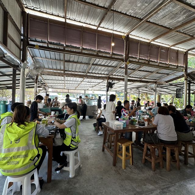 ซุปเปอร์ติ่มซำสนามบินภูเก็ต รองท้องก่อนบิน