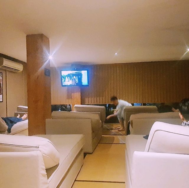 หลบฝนมาแช่ออนเซ็นบำรุงผิวกันค่ะ