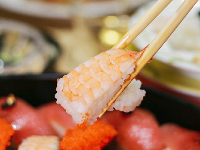 ร้านสึกิจิซูชิสายพาน @มีโชคพลาซ่า เชียงใหม่