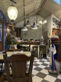 ร้านอาหารลับย่านสิรินธร