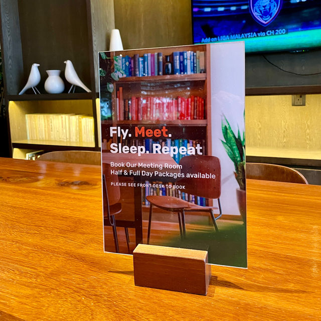 Transit Bliss: Tune Hotel Excellence Transit Bliss: Tune Hotel Excellence