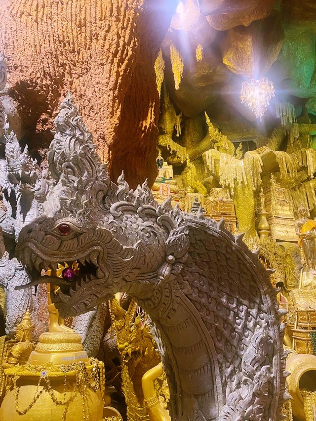 วัดมณีวงศ์ นครนายก