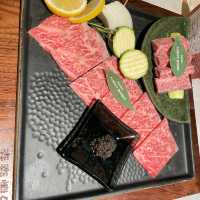 森森燒肉春日店，烤肉沙拉吧一次滿足😍