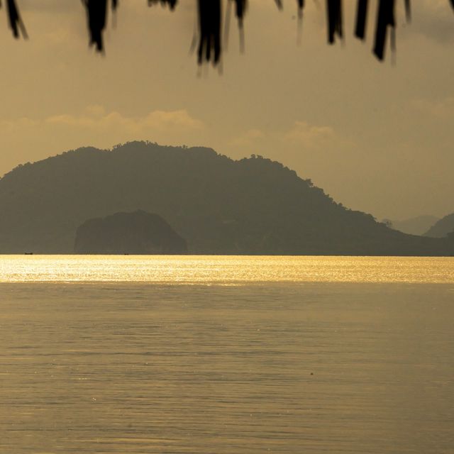 เกาะยาวน้อย ความสงบที่ทุกคนค้นหา