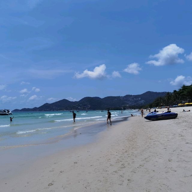 查汶海灘Chaweng Beach