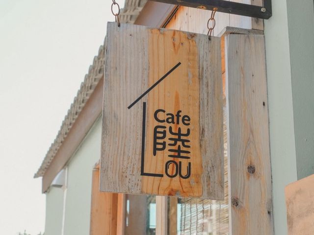 LouCafé คาเฟ่ minimal Style ที่ชื่อว่า Lou 