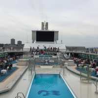 Relax on a cruise ship IN NYC