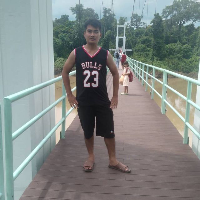 สะพานแขวนแก่งตะนะ