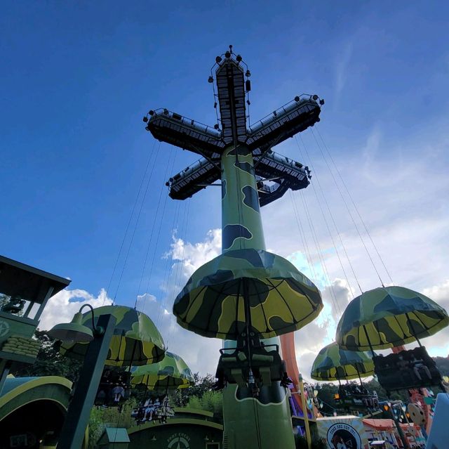 香港迪士尼樂園：魔法與夢幻相聚
