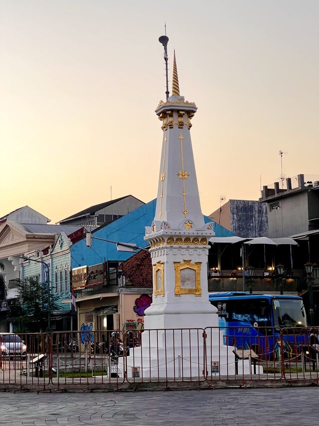 Tugu Jogja: The Symbol Of Yogyakarta City🫀