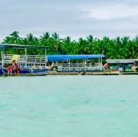 ☀️ Fun in the Sun at Poo Sandbar