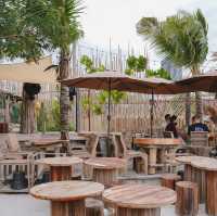 Laguna Cafe คาเฟ่และร้านอาหารทะเล