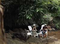 The Hidden Falls ในสวนลับ ลานกางเต็นท์ริมลำธาร🌿