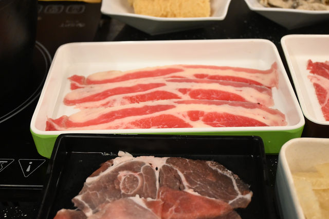  旺角雞煲放題, 好味芝士雞煲任點任食
