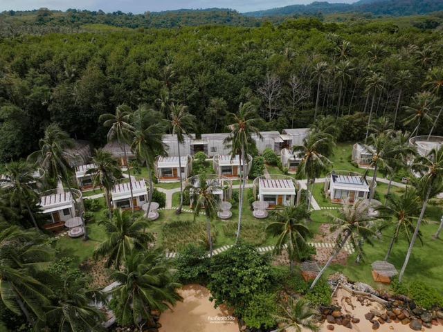 ที่พักสุดมินิมอล ทะเลสวย บนเกาะกูด🏝️