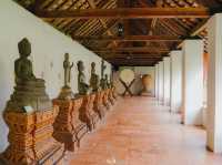 สักการะพระธาตุหลวงเวียงจันทน์ ประเทศลาว