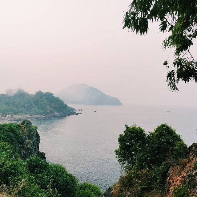 จุดชมวิวเนินนางพญา วิวสวย น้ำใส 🏞️🌅