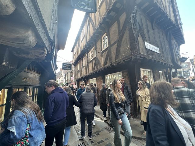 Walking Down Diagon Alley