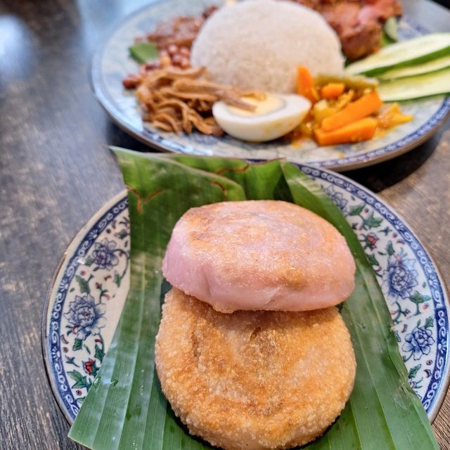 🐽 Pork Nasi Lemak @ 21 Fusion Cuisine Cafe