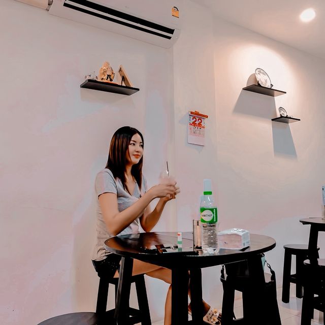 พากินข้าวต้มร้าน เจินหลิง ภูเก็ต 