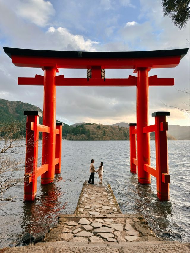 箱根🇯🇵夢幻海上神社-平和の鳥居⛩️