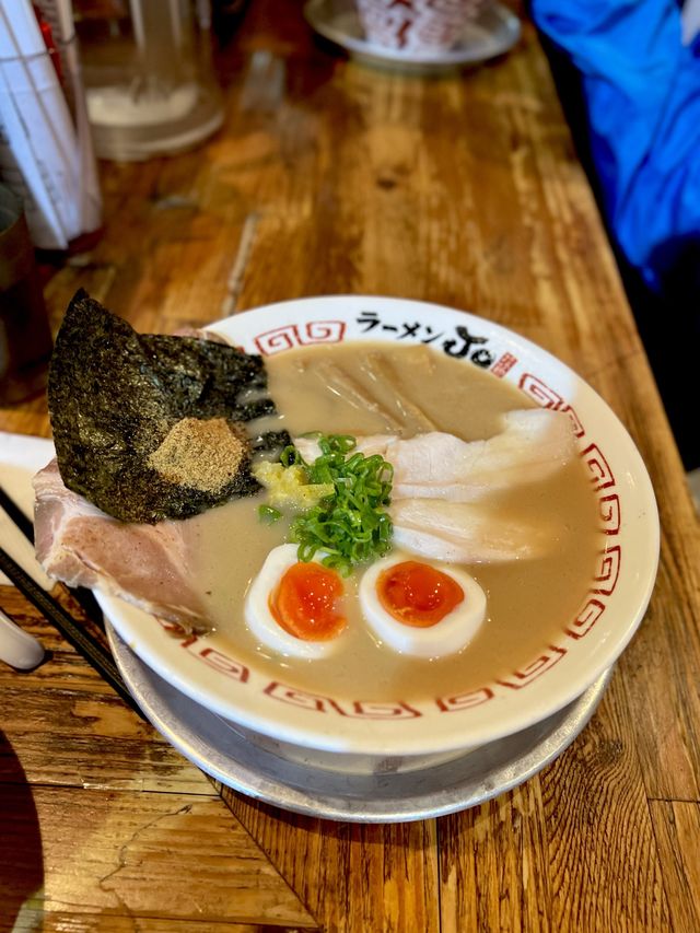 傳統風味拉麵小店🍜  傳統風味拉麵小店🍜