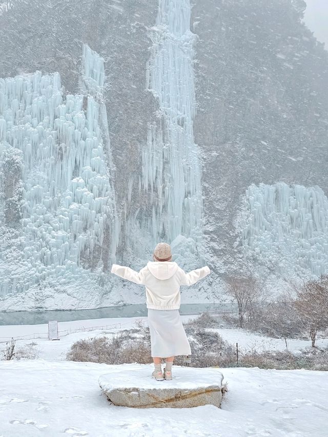 겨울에 꼭 가야하는 빙벽카페 스톤크릭