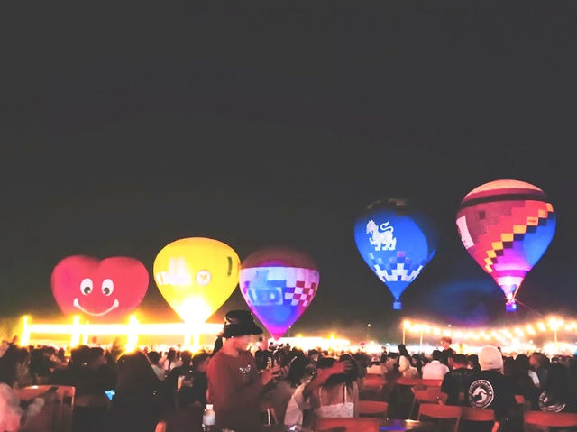งานบอลลูนสุดโรแมนติก @Singha Park