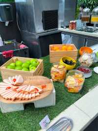 Breeze Cafe: Riverside Dining Delight