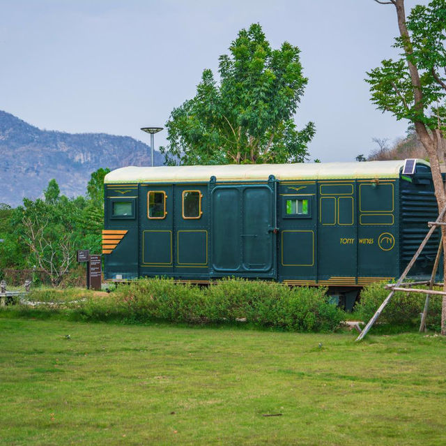 นอนบ้านตากอากาศบนรถไฟวิวภูเขาบรรยากาศเงียบสงบ