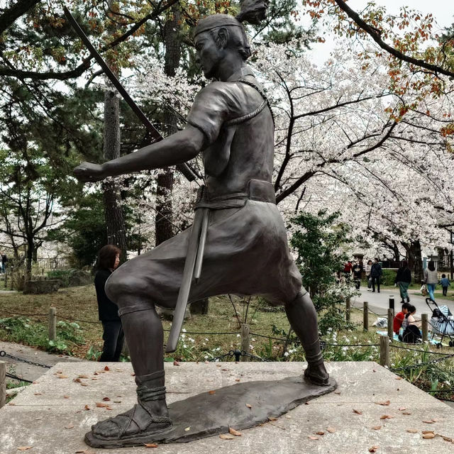 大阪城公園～歷史與浪漫交織