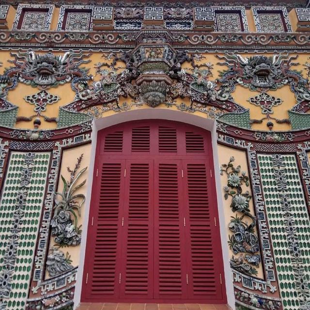 พระราชวังต้องห้ามเมืองเว้
