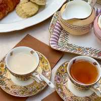 Afternoon tea with  Chuanpisamai house 