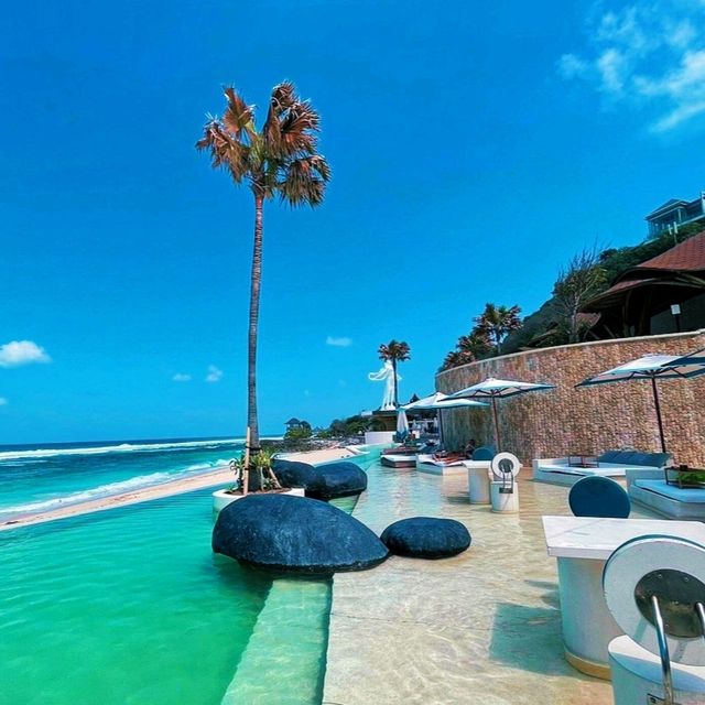 🏖️ Fun Day at Tropical Temptation Beach Club