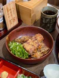 臺中餐廳「鰻魚飯專賣店」，絕對值得一試