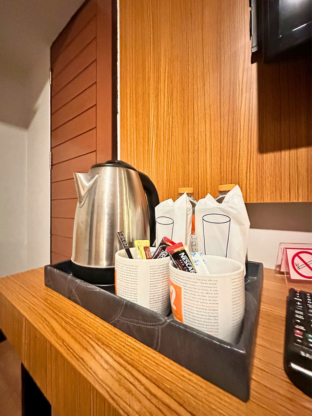 🏢B2 Premier Hotel
