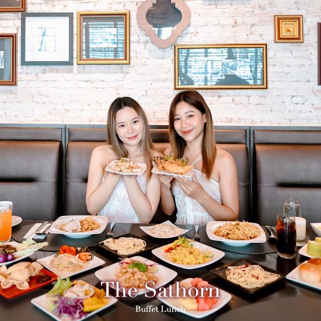 บุฟเฟ่ต์อาหารกลางวันสุดคุ้ม!