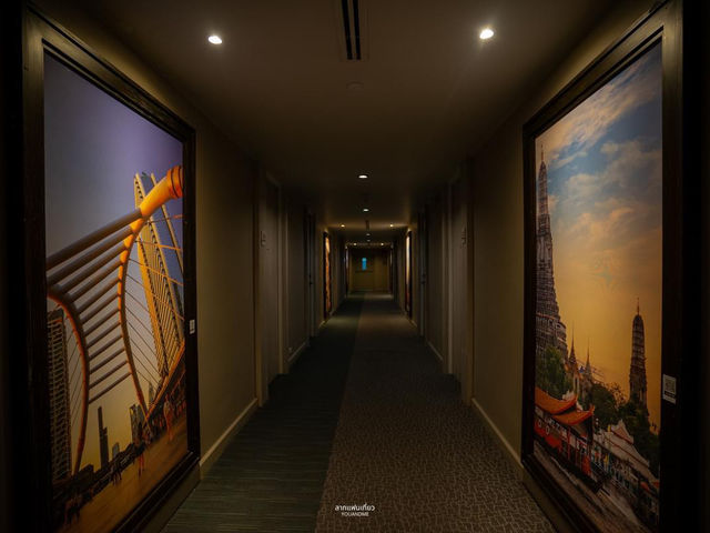 นั่งรถไฟมาพักผ่อนที่ Mercure Bangkok Makkasan