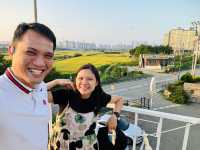Gray Bricks Coffee: Scenic Sips