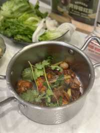愉景新城泰式任食火鍋