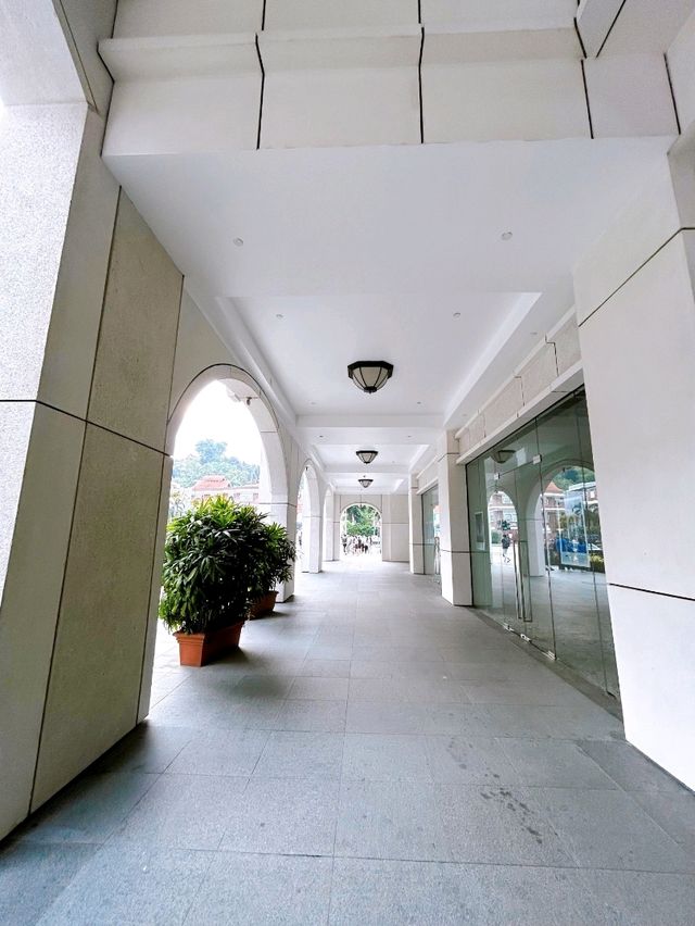 European Architectural Influence in City Hall Singapore