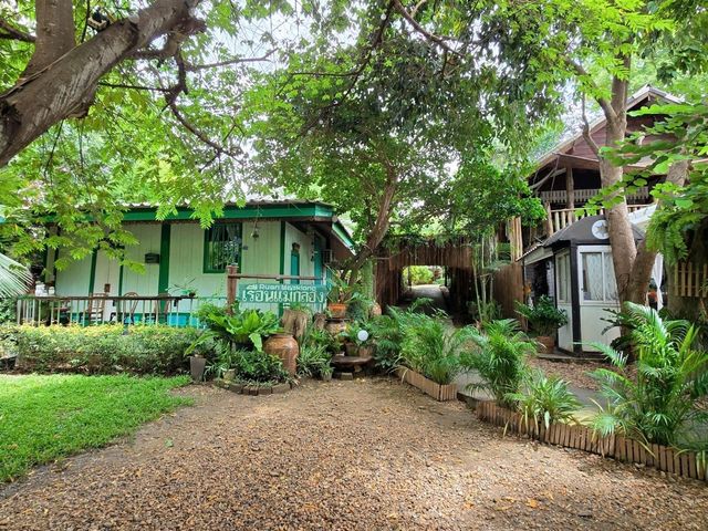 The Antique Riverside ริมน้ำ แม่กลอง ราชบุรี 