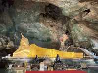 泰國攀牙府 大自然的修行場 Wat Suwan Khuha วัดสุวรรณคูหา