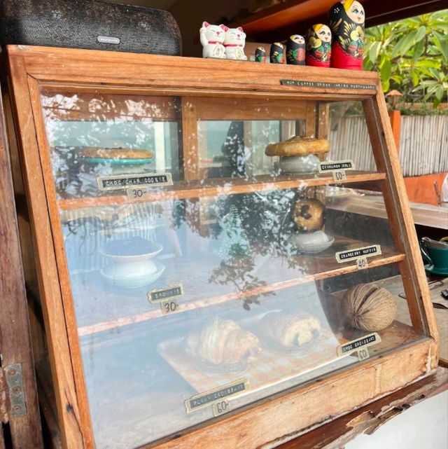 Drip Rim Lay ร้านคาเฟทริมทะเลหัวหิน