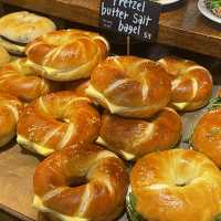 맛보장 이미 유명한 베이글맛집 런던베이글 후기/ Must try bakery in Korea! 