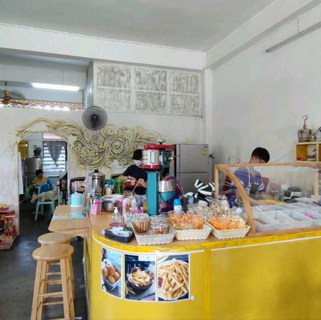 น้ำแข็งใส ร้านเหลือง ร้านดัง เบตง ยะลา