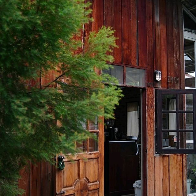 泰國清邁_ZMOY CAFE ศรีมอยคาเฟ่_質感咖啡店