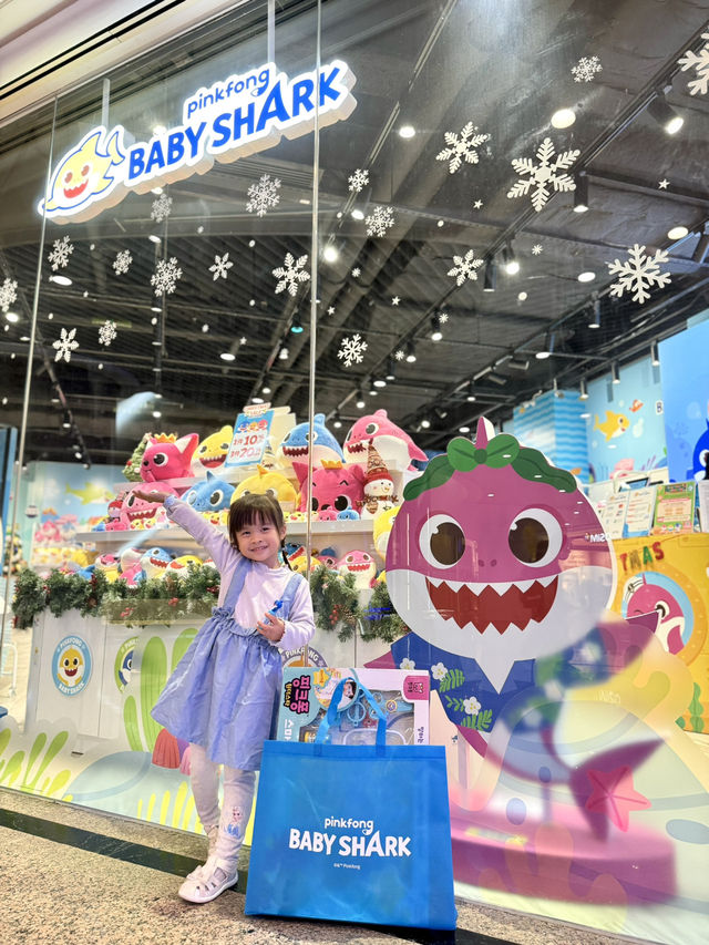香港｜📣全新開幕‼️玩Baby Shark遊樂區攻略🎉🤩超多可愛打卡位✨小粉絲們一定要去朝聖啦