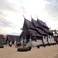 Wat Intharawat (Wat Ton Kwen)